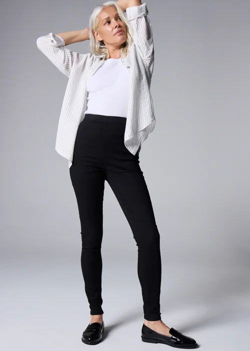 Black Pull On Jeggings - Size 08 29 leg Image 2