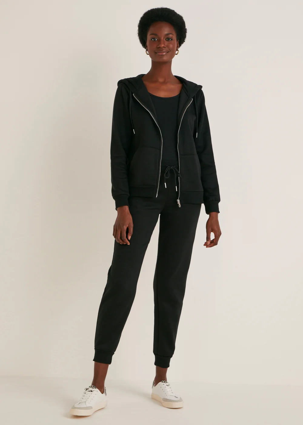Black Zip Up Hoodie - L Image 4