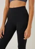 Souluxe Black Capri Sports Leggings - Size 8 Image 5