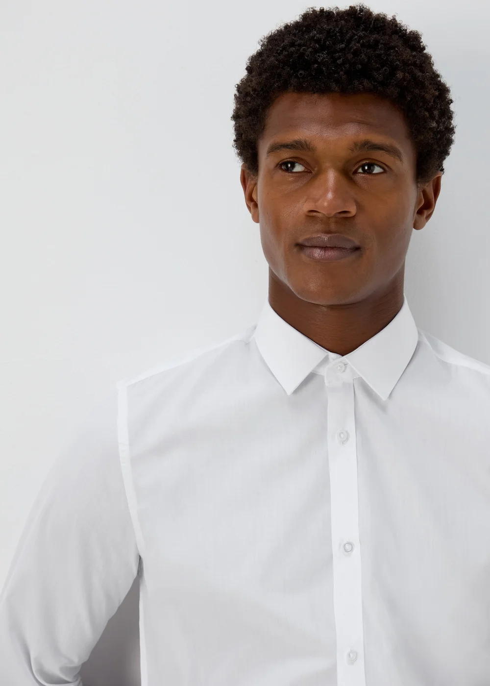 Taylor & Wright 3 Pack White Easy Care Slim Fit Shirts - 14 Collar Image 2