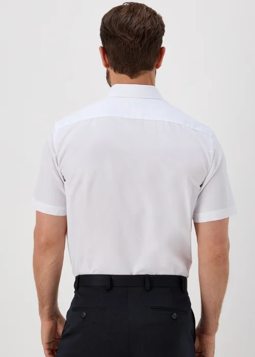 Taylor & Wright White Easy Care Regular Fit Short Sleeve Shirt - 14.5 Collar Image 3