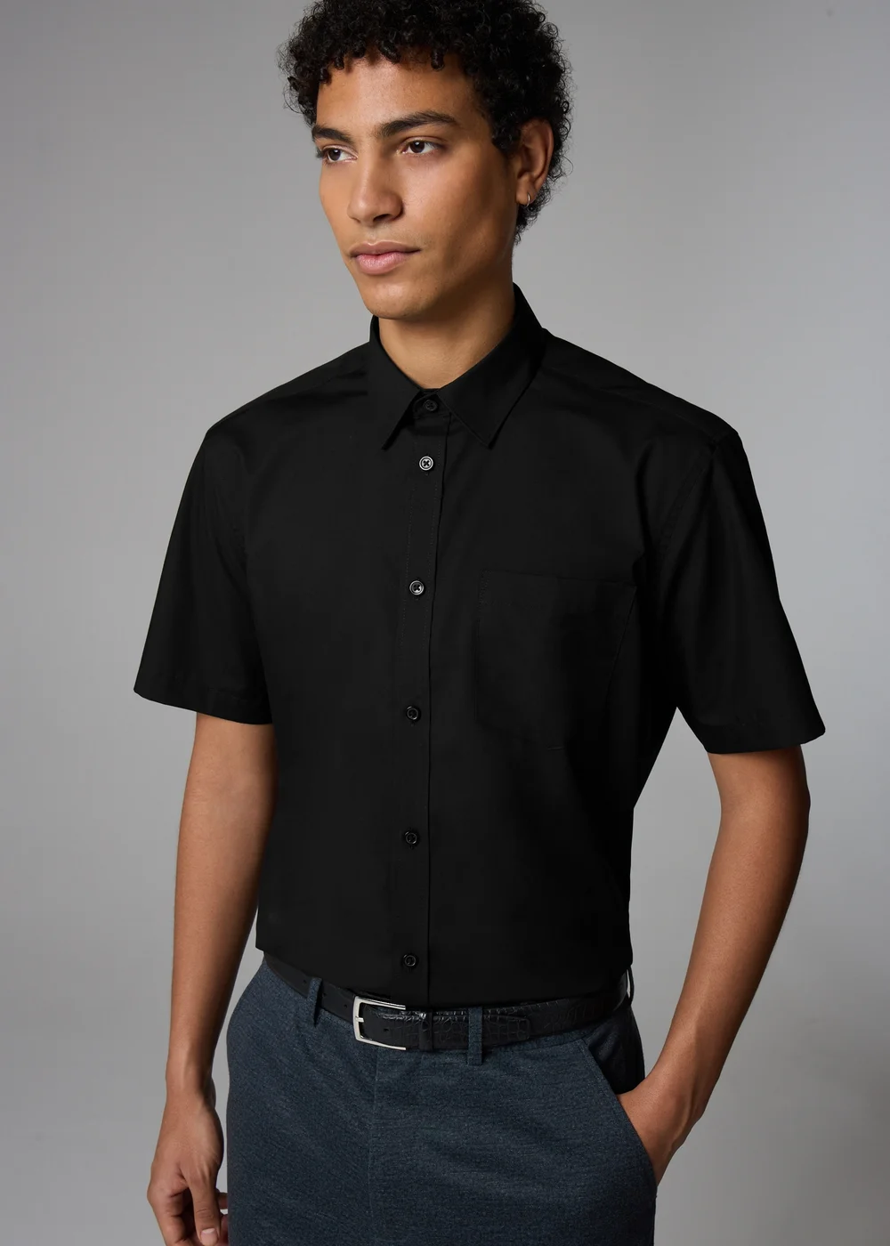 Taylor & Wright Black Easy Care Short Sleeve Shirt - 14.5 Collar Image 1