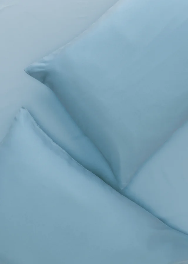 Blue Super Soft Fitted Bed Sheet & Pillowcase Bundle