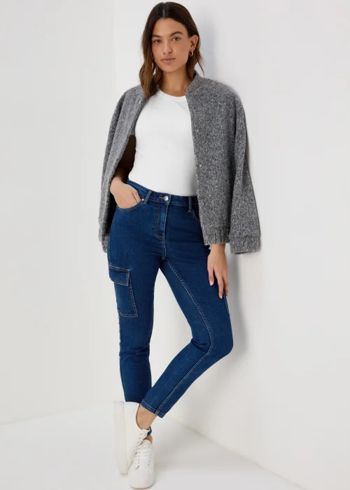 White Short Sleeve Fitted T-Shirt - Size 8 Image 4