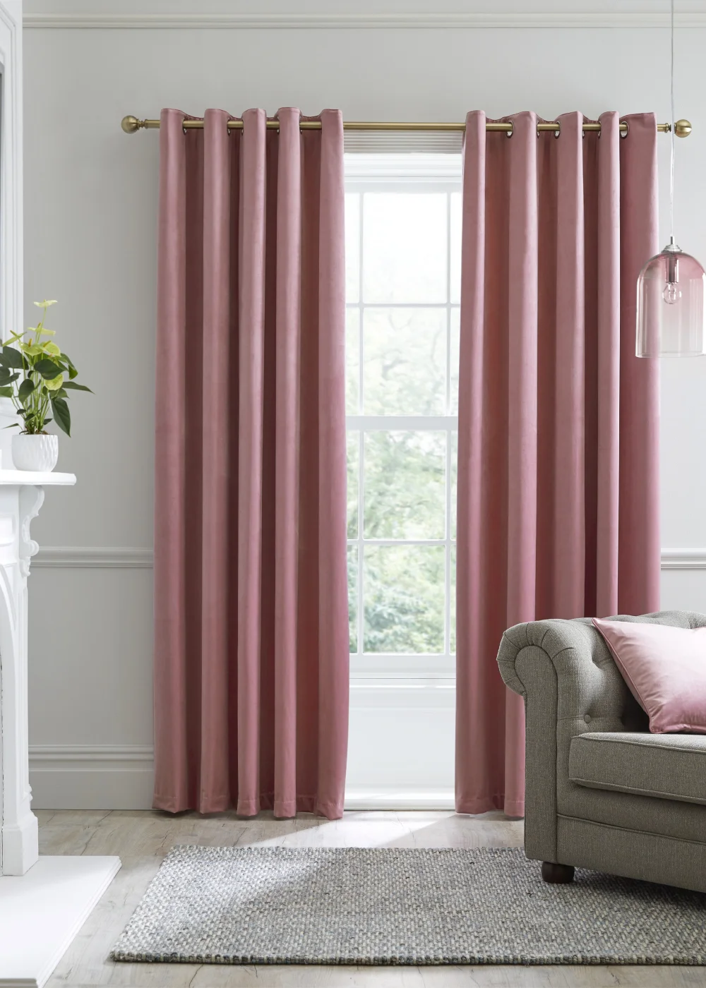 Laurence Llewelyn-Bowen Montrose Velvet Blackout Pink Eyelet Curtains - 46W X 54D (116x137cm) Image 1