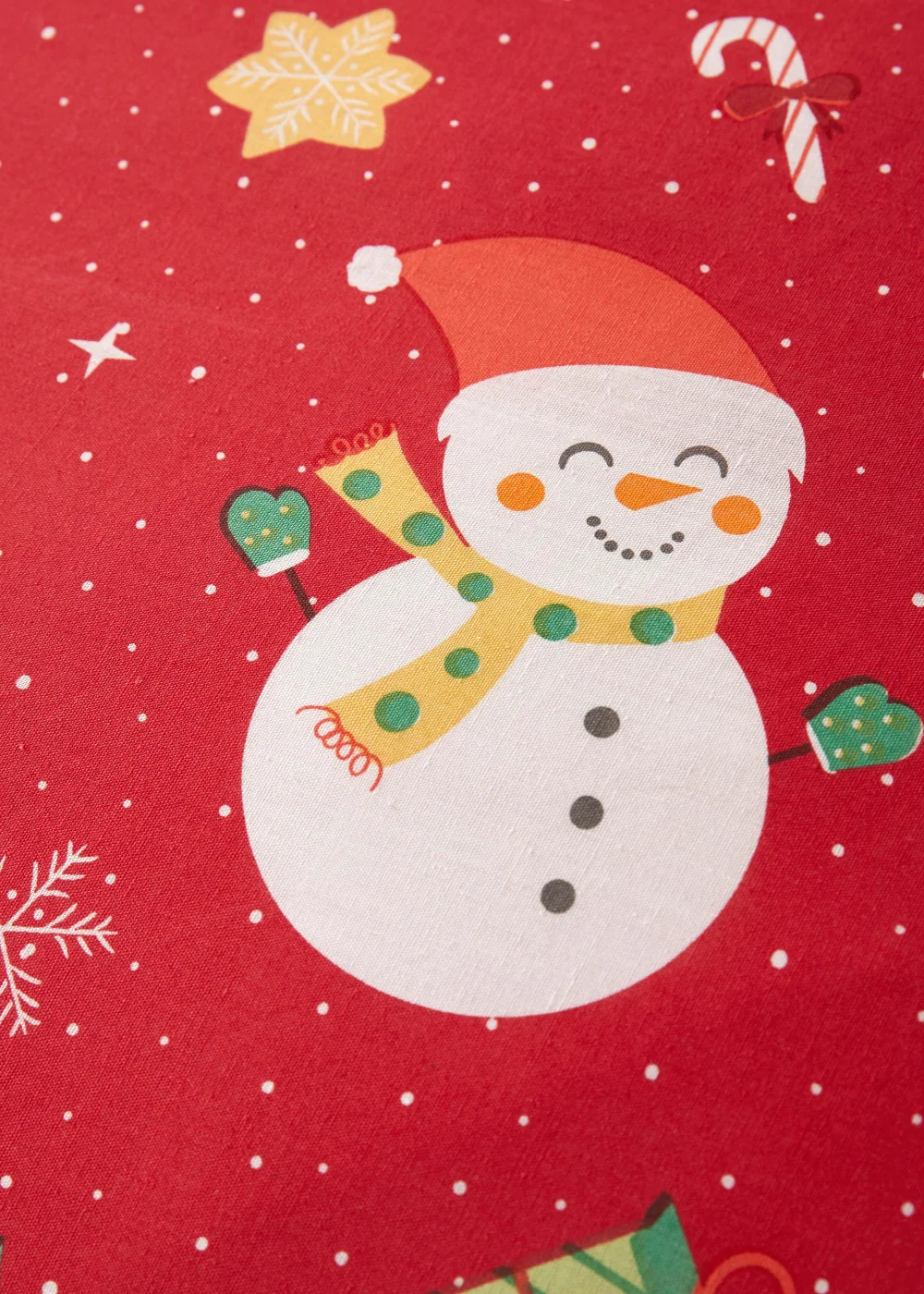Fusion Christmas Elf & Santa Red Duvet Cover - Single Image 5