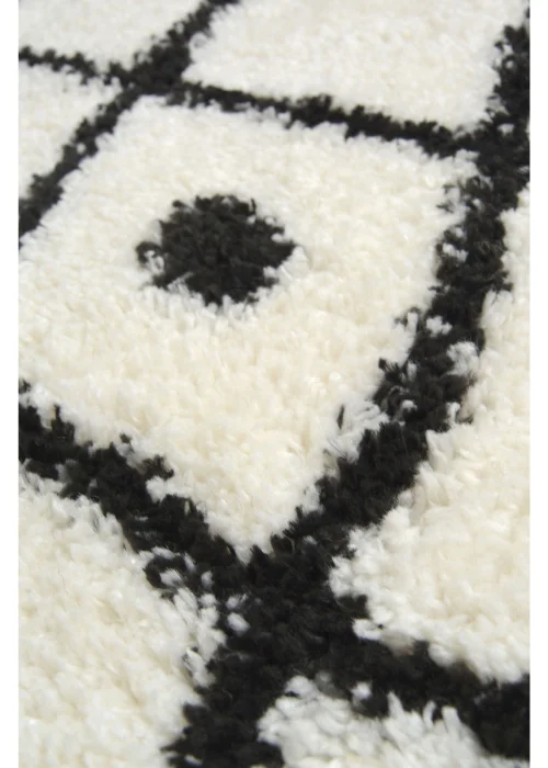 Homemaker White Snug Shaggy Diamond Rug - 120 x 170 Image 3