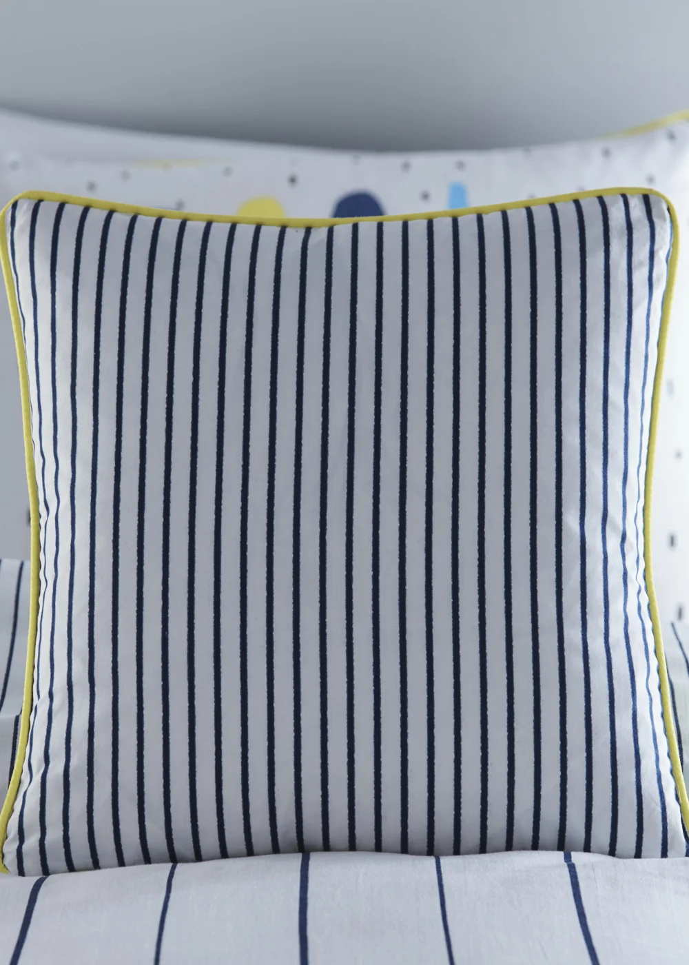 Appletree Kids Vibe Filled Cushion (43cm x 43cm x 15cm) - One Size Image 2