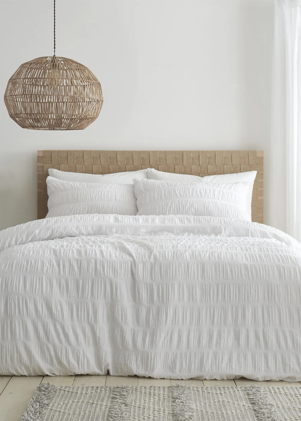 Catherine Lansfield Seersucker Duvet Cover Set White - Single Image 1