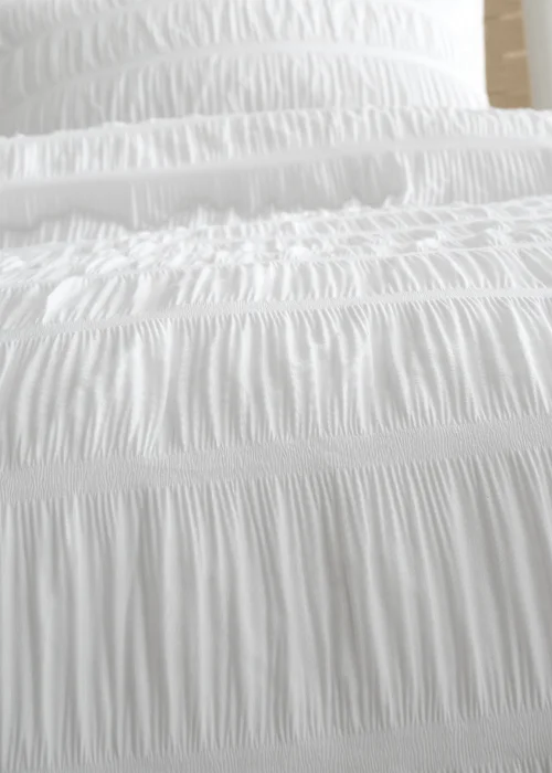 Catherine Lansfield Seersucker Duvet Cover Set White - Single Image 3