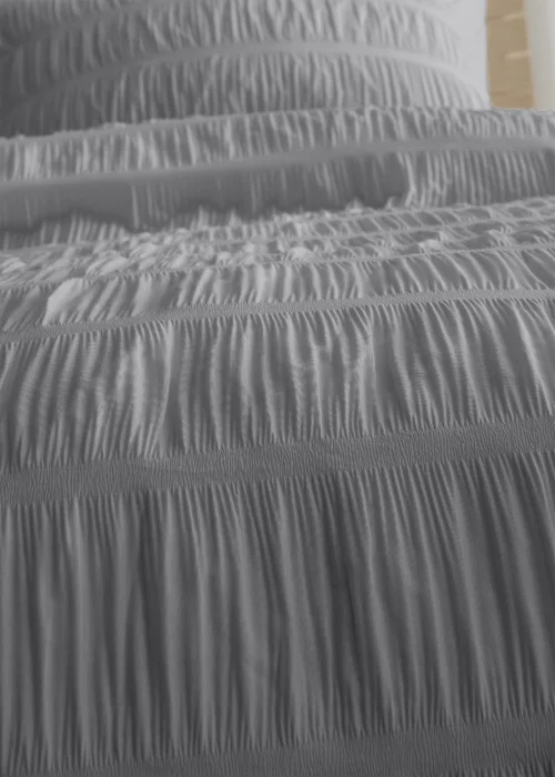 Catherine Lansfield Seersucker Duvet Cover Set Grey - Single Image 3