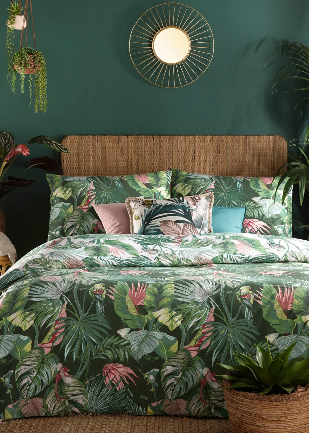 furn. Amazonia Tropical Duvet Cover Set - Single Image 1