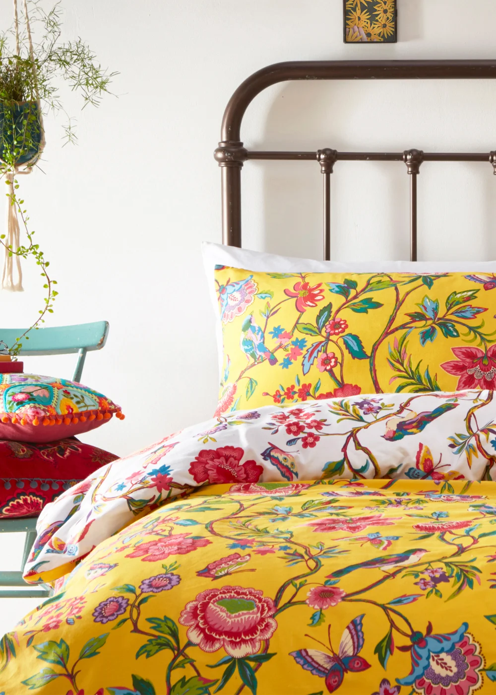 furn. Pomelo Tropical Floral Duvet Cover Set - Single Image 2