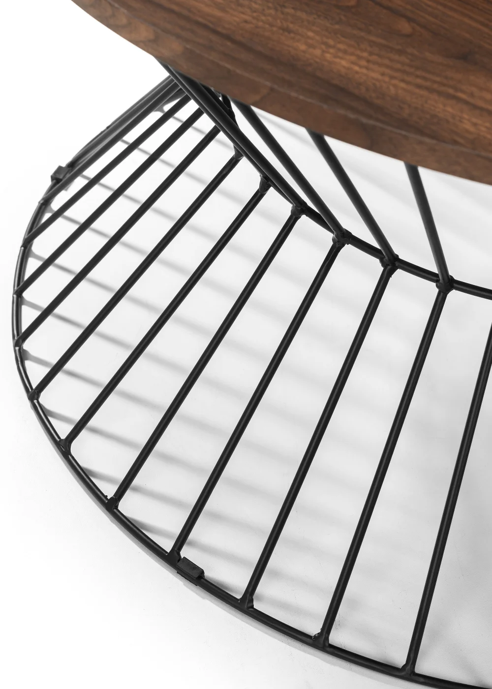 Julian Bowen Jersey Round Wire Coffee Table Walnut & Black (40 x 80 x 80 cm) - No Size Image 3