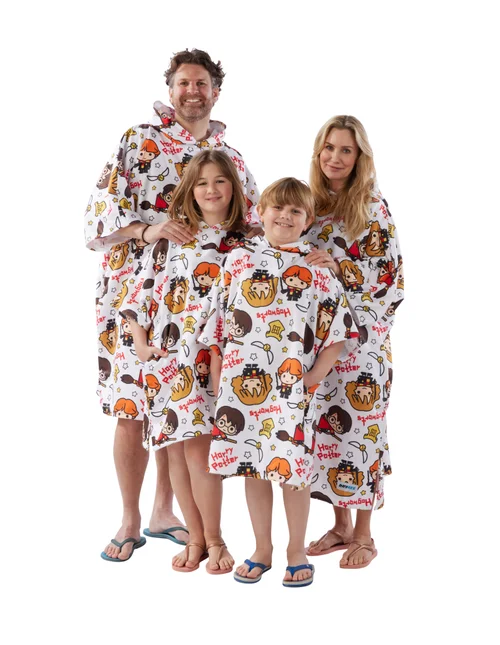 DRYMEE Harry Potter Mates Wearable Hooded Towel - Large Image 2