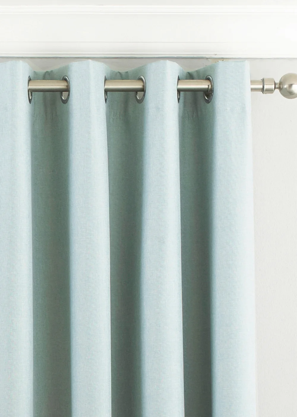 Riva Home Twilight Thermal Blackout Ringtop Eyelet Curtains - 90W X 90D (229x229cm) Image 2