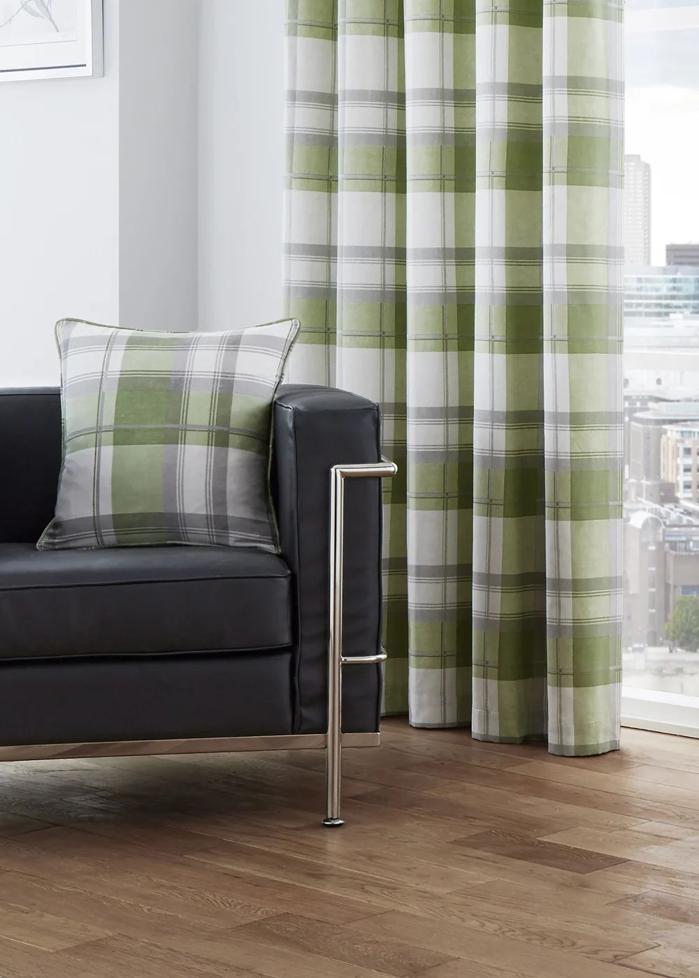 Fusion Balmoral Check Green Filled Cushion (43cm x 43cm) - One Size Image 2