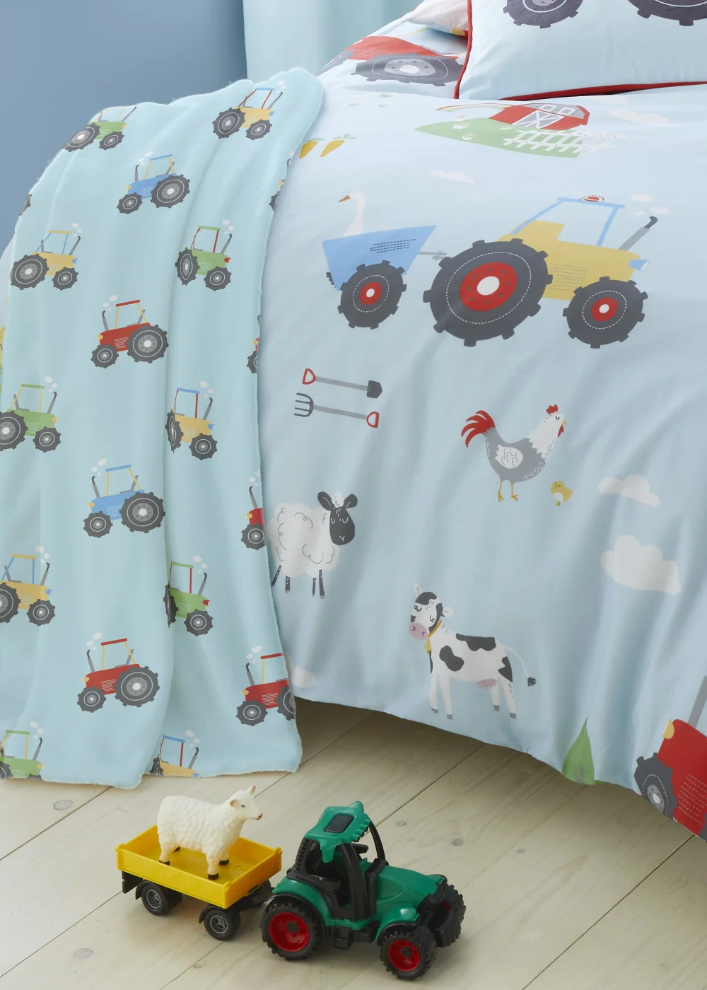 Bedlam Farmyard Friends Soft Touch Blue Throw - 120 X 150 Image 1