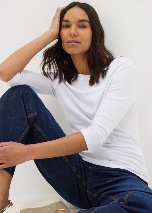 White 3/4 Sleeve Perfect T-Shirt - Size 8 Image 2