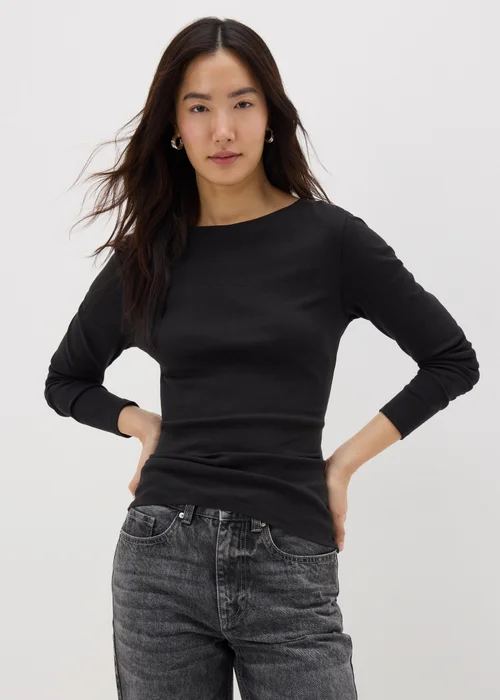 Black Long Sleeve T-Shirt - Size 8 Image 1