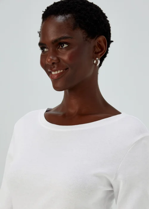 White Long Sleeve T-Shirt - Size 8 Image 3