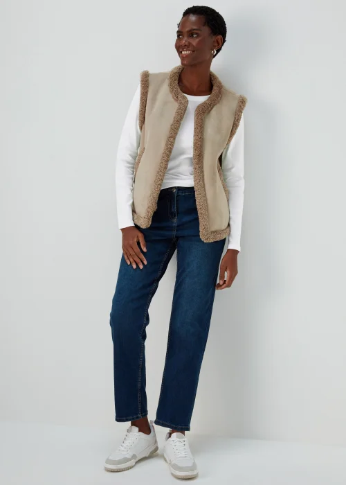 White Long Sleeve T-Shirt - Size 8 Image 4