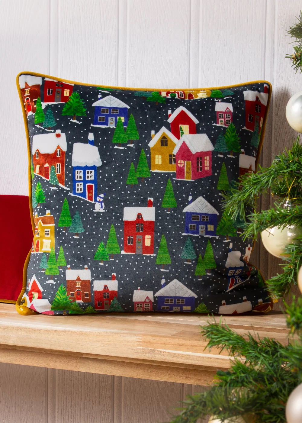 furn. Christmas Together Twilight Town Filled Cushion (43cm x 43cm x 8cm) - One Size Image 4