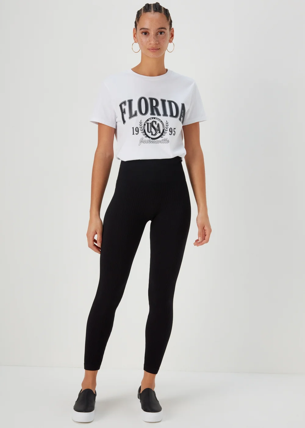 Black Seamless Leggings - Small Image 1