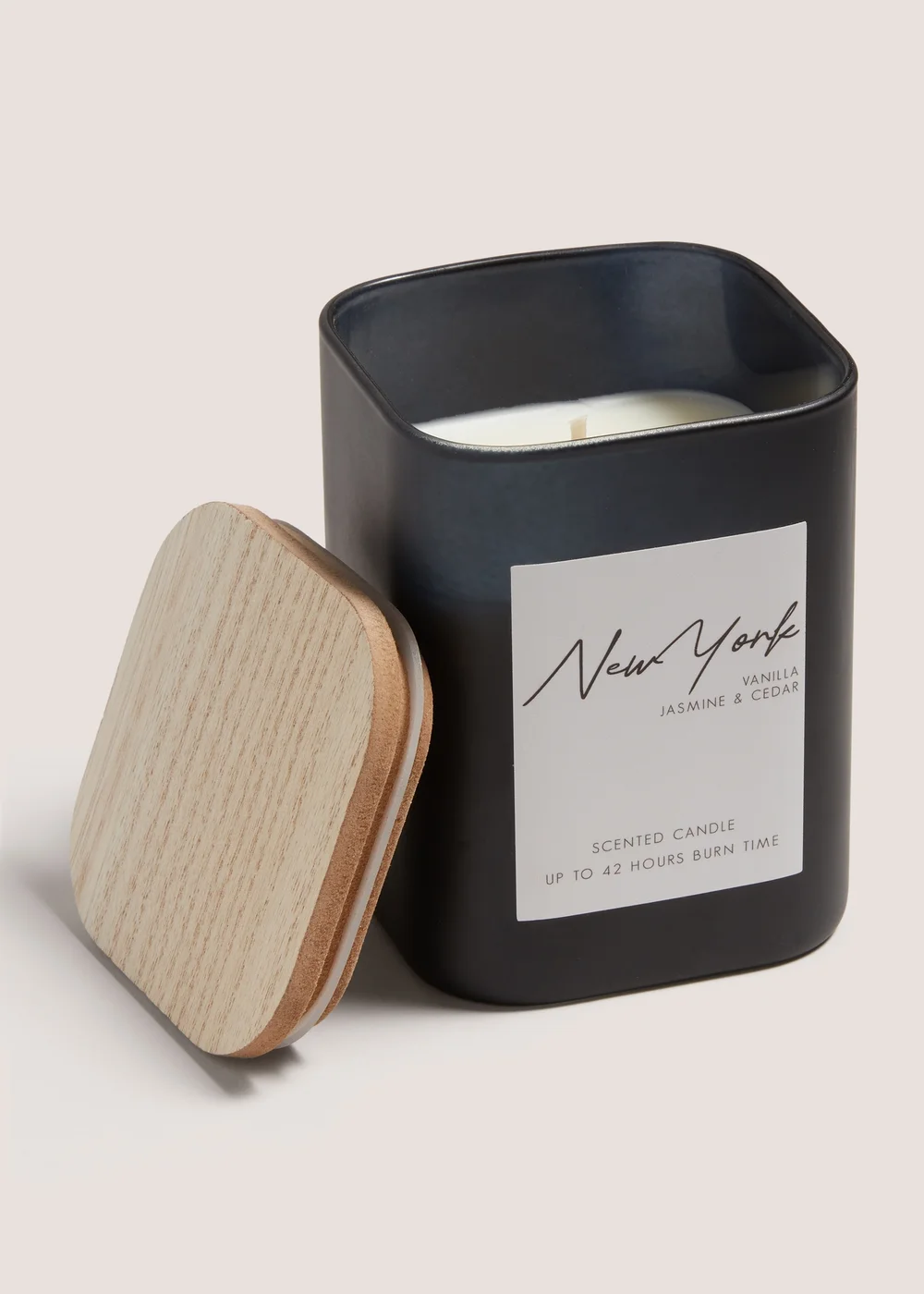 New York Scented Candle Image 1