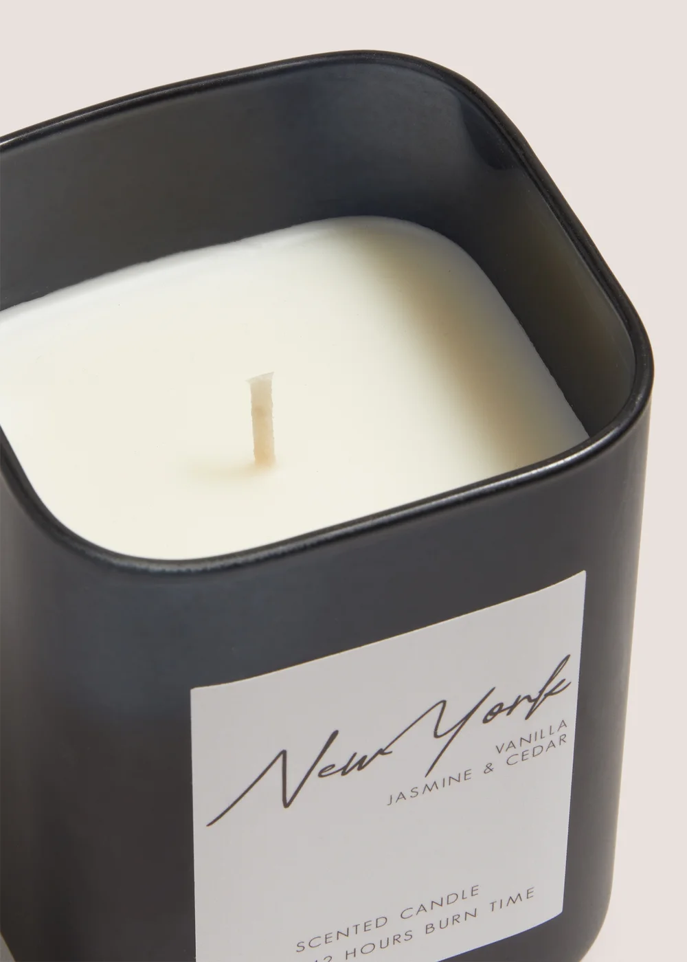 New York Scented Candle Image 2