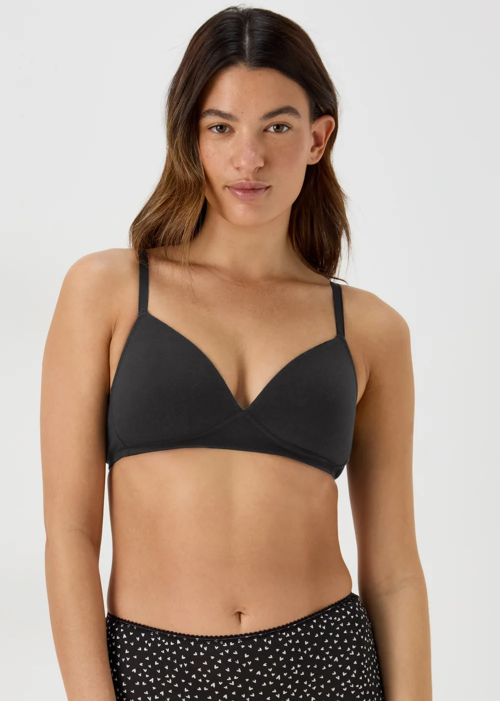 2 Pack Black And White Padded Bras - 32A Image 2