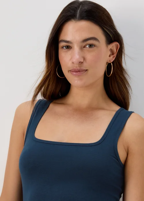 Navy Short Vest - Size 8 Image 3