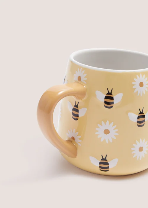 Yellow Bee Daisy Mug (9cm x 7.5cm) Image 2