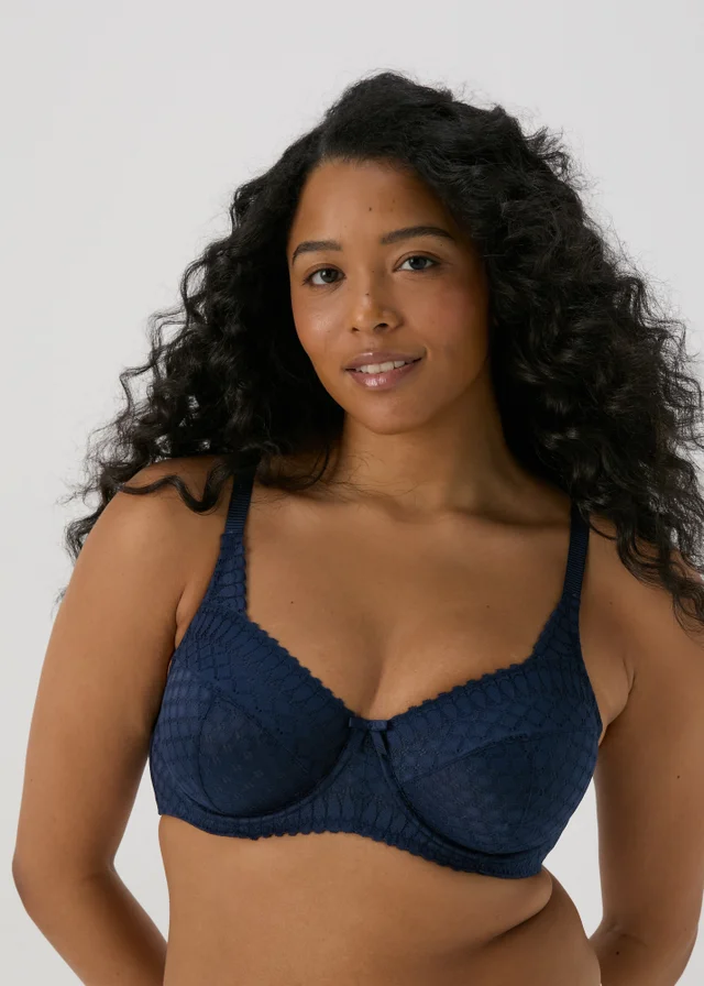 DD+ Navy Stretch Lace Bra