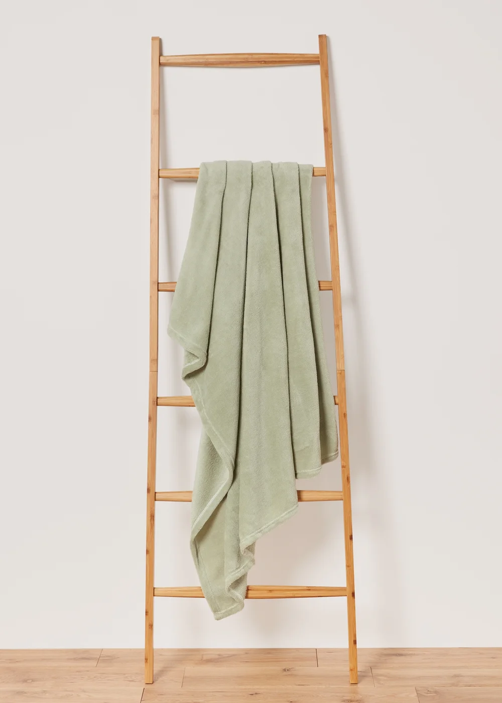 Plain Green Throw Image 1