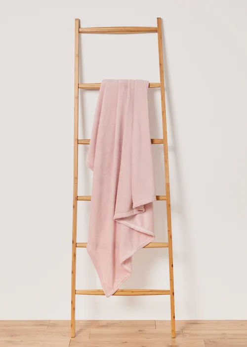 Plain Pink Throw (130cm x 150cm) Image 1