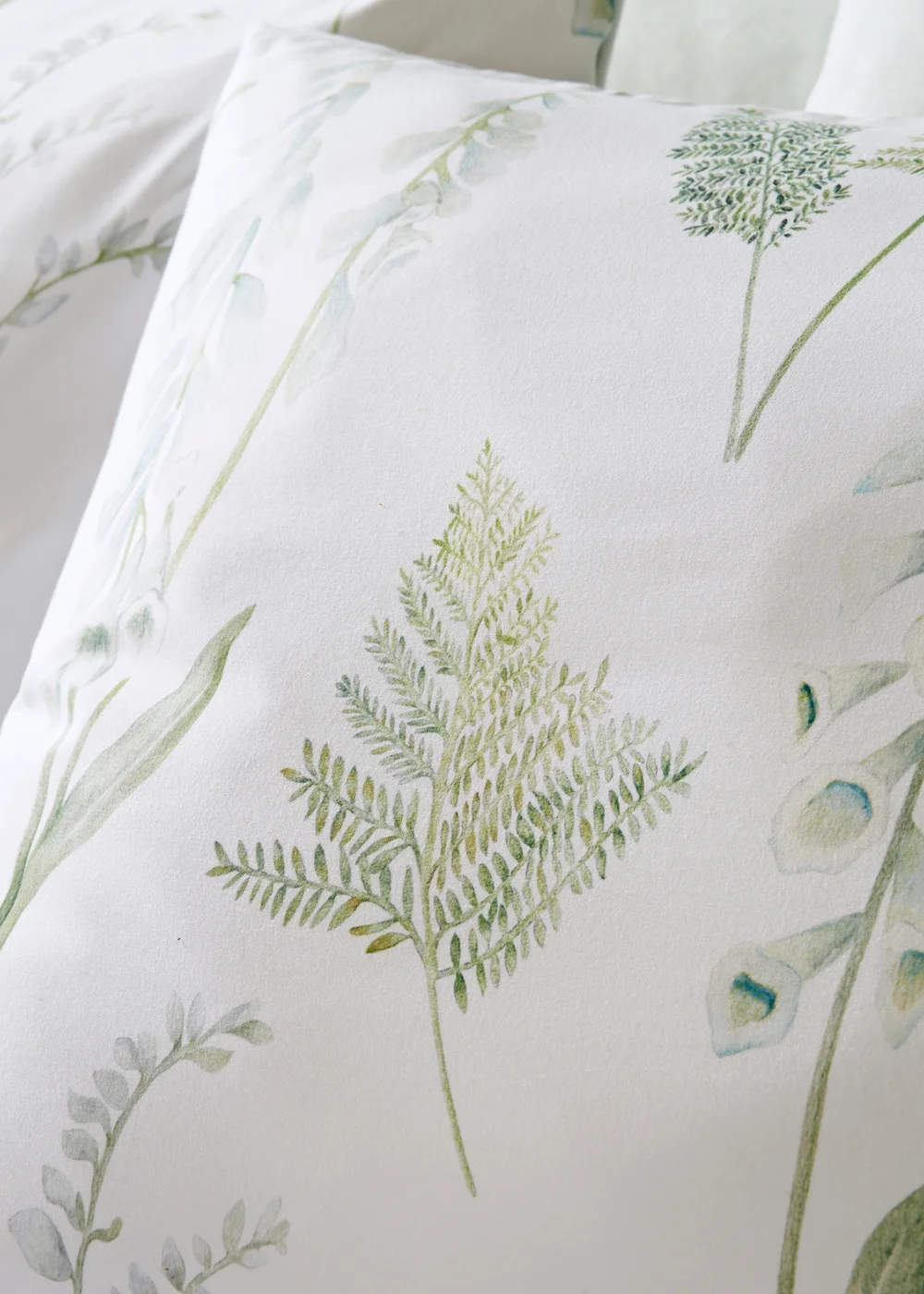 Green Leaf Duvet Set - Single Image 2