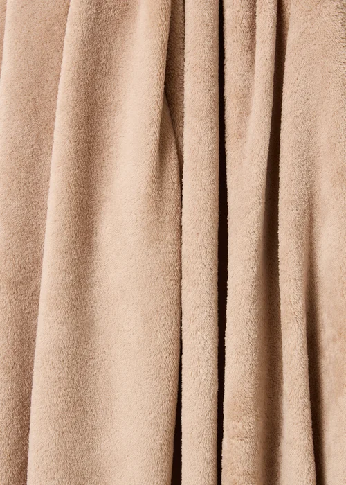 Beige Plain Throw (130cm x 150cm) Image 2