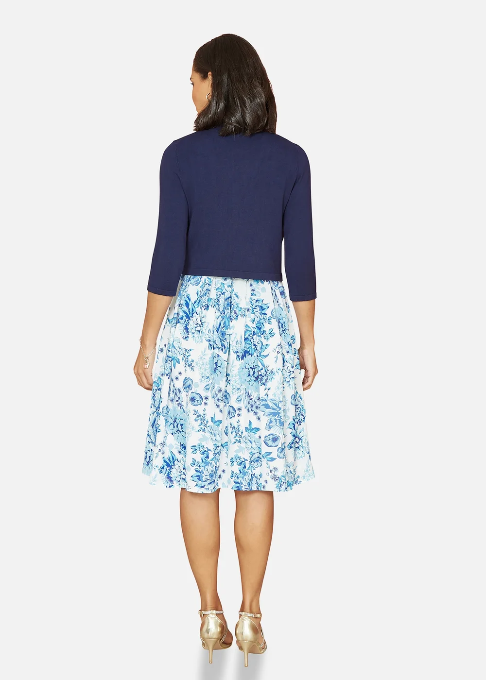 Yumi Navy Knitted Curved Bolero - Large Image 4