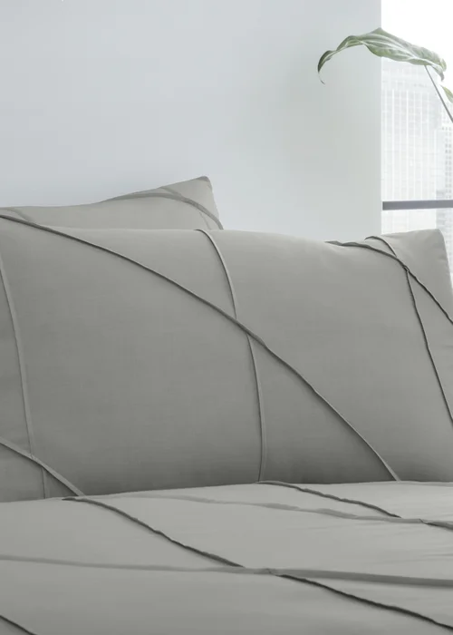 Serene Dart Grey Duvet Cover Set - Double Image 3
