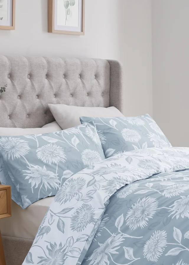 Dreams & Drapes Design Chrysanthemum Blue Duvet Cover Set