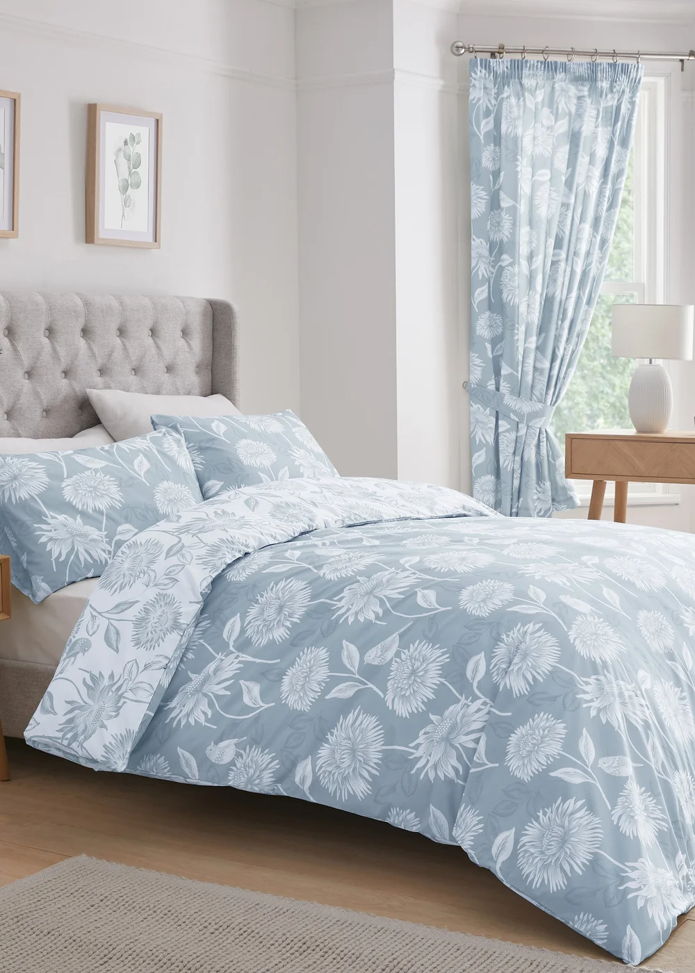 Dreams & Drapes Design Chrysanthemum Blue Duvet Cover Set - Single Image 1