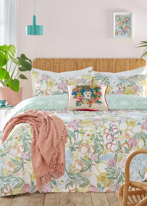 furn. Taormina Floral Duvet Cover Set - King Image 1
