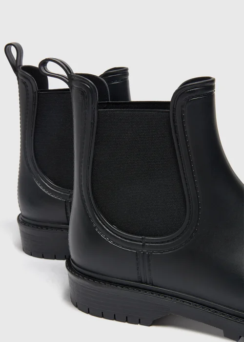 Black Chelsea Wellies - Size 5 Image 2