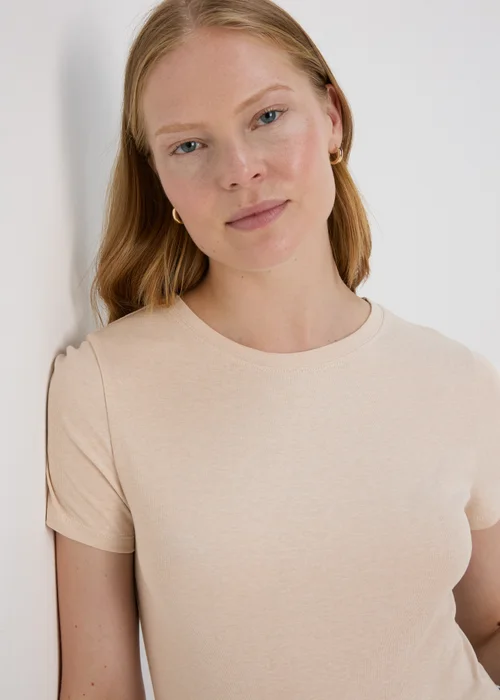 Beige Fitted T-Shirt - Size 24 Image 3