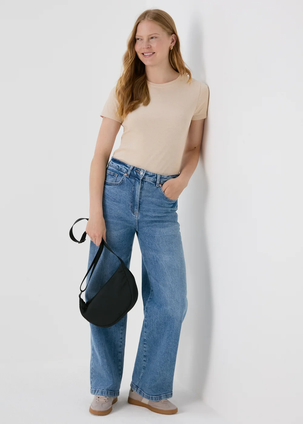 Beige Fitted T-Shirt - Size 26 Image 4