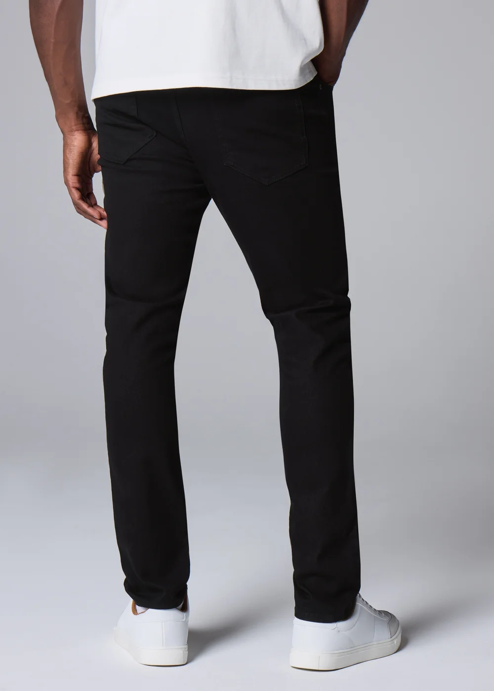 Black Skinny Jeans - 28 S Image 4
