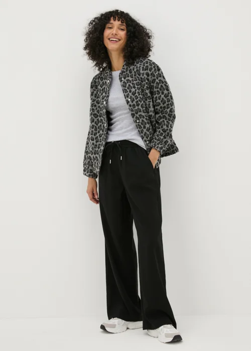 Grey 3/4 Sleeve T Shirt - Size 8 Image 3