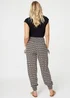 Izabel London Black Mosaic Print Shirred Harem Pants - 10 Image 2
