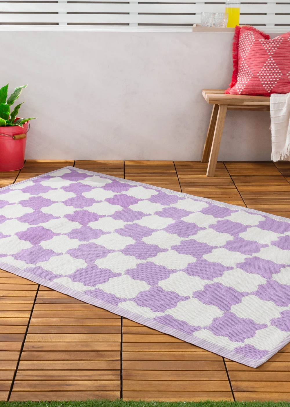 furn. Lilac Check Outdoor Rug (120 x 180cm) - 120 x 180cm Image 1
